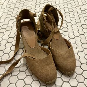 Castener espadrilles size 38 medium wedge